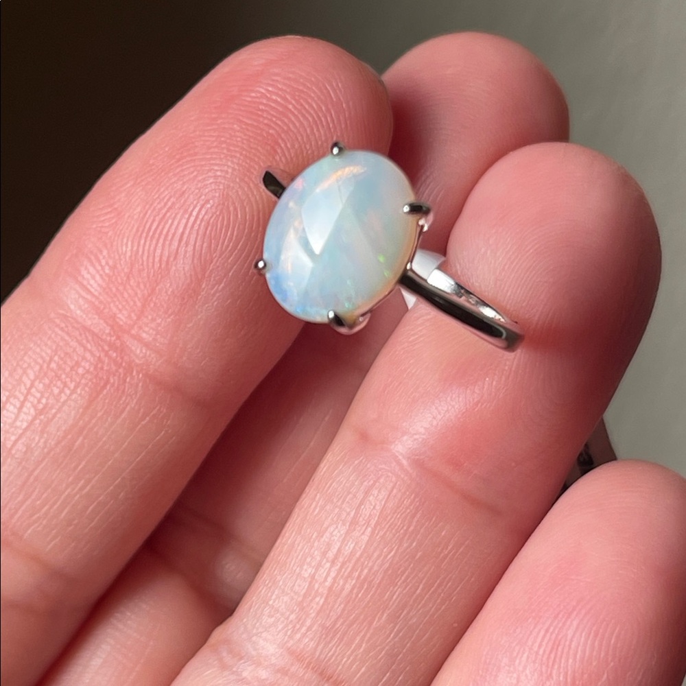 Neat Elegant Natural Australia Opal 9X8mm in 925 Sterling Silver Ring Size 5